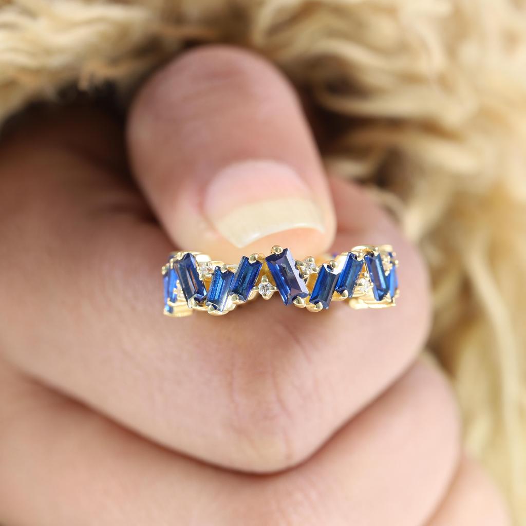 Baguette Cut Sapphire Wedding Band 18k Gold Vintage Delicate Ring Blue Gemstone Band Eternity Matching Band Birthstone Jewelry Gift For Mom