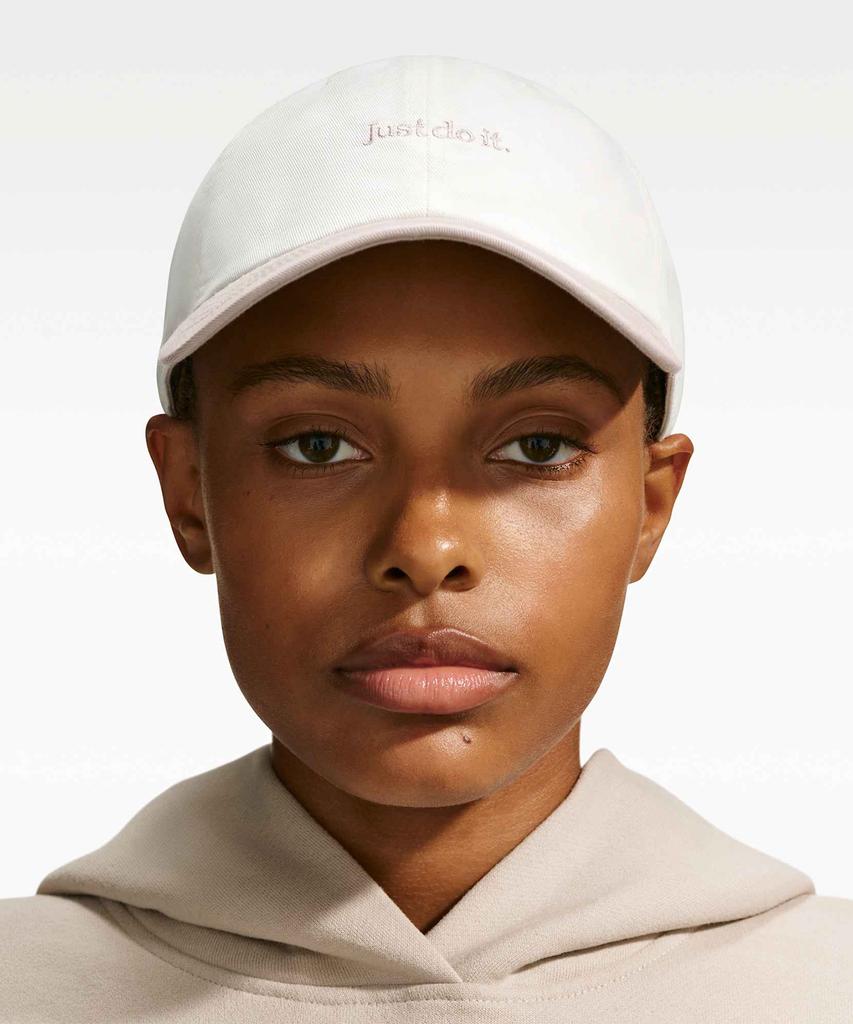 Nike Клубная неструктурированная кепка для тенниса - Распродажа: Крем II / Fb5370-147