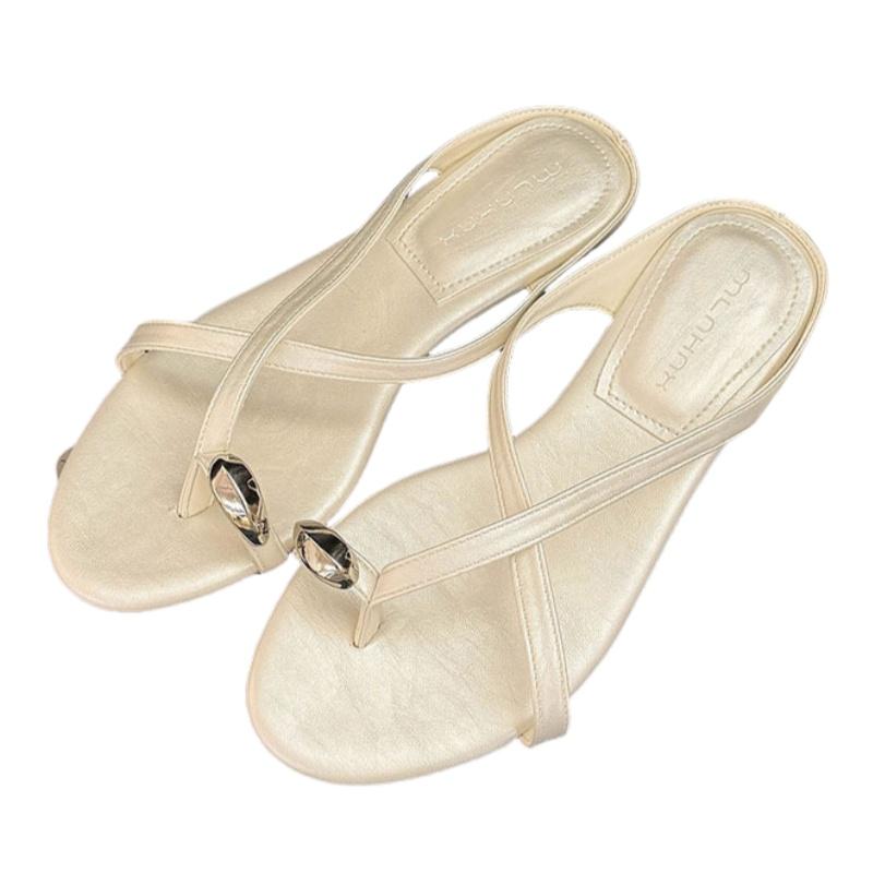 Female Metal Footwear Sandals Shoes 2025 Summer Fashion Shallow Women Sandals Casual Slip On Shoes Retro Trend Flip Flops
