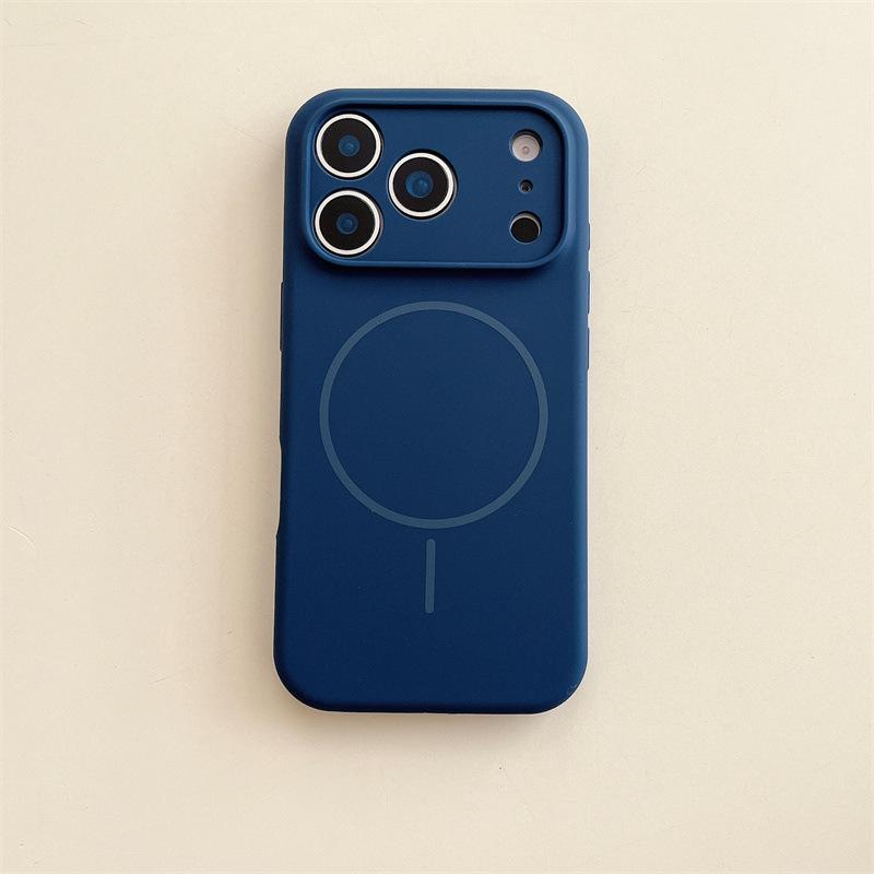 Тонкий магнитный чехол для iPhone 17 Pro Max с точным вырезом для камеры и мягкой защитой