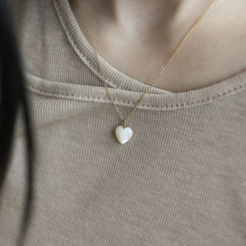 modernlike 14k gold black quartz onyx heart pendant