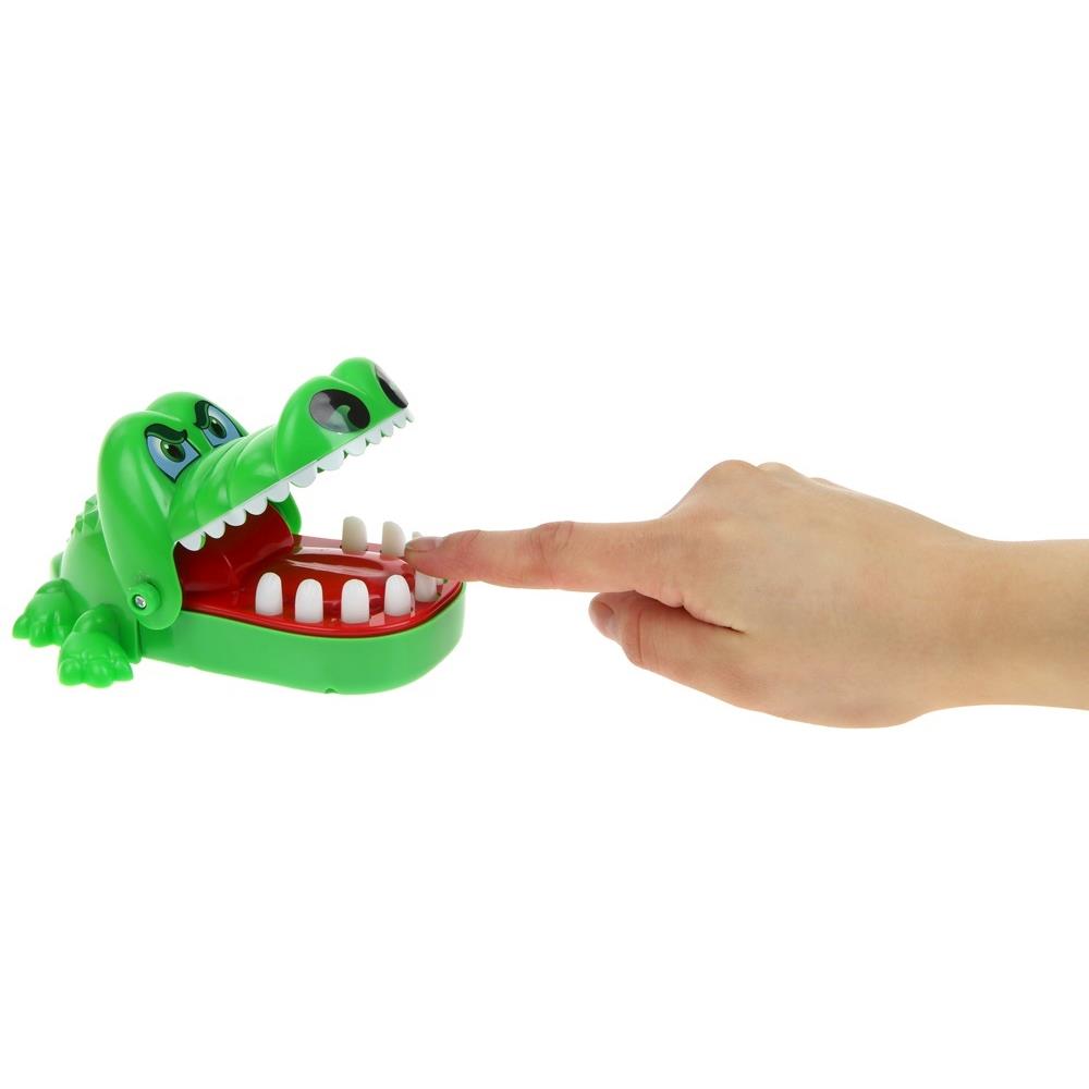 Crocodile Caiman at the Dentist's Sick Tooth Arcade Game for Family Children