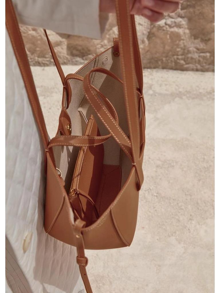 Женская сумка-тоут из натуральной французской кожи большой вместимости 2024 года