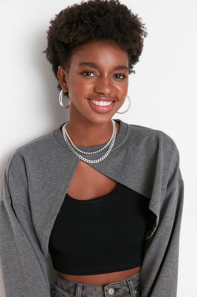 Women's Fashion Stylish Sweatshirt Black Asymmetrical Super Crop Crew Neck Thin Knitted Sweatshirt