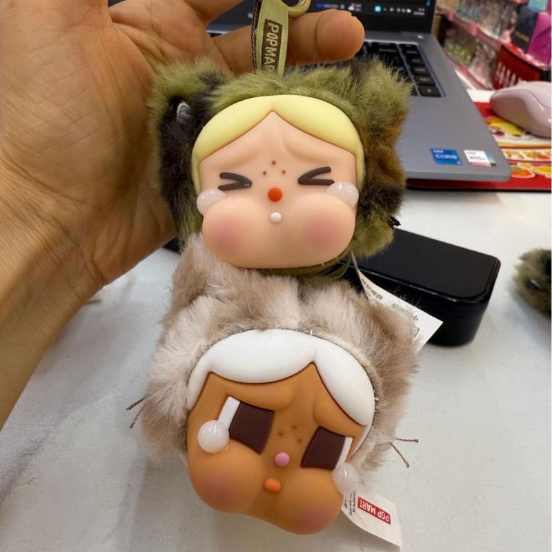 1 шт. Брелок в виде фигурки, Серия Crybaby Wild But Cutie, Виниловая плюшевая подвеска, Украшение для сумки, Фигурки, Куклы, Модель, Подарок
