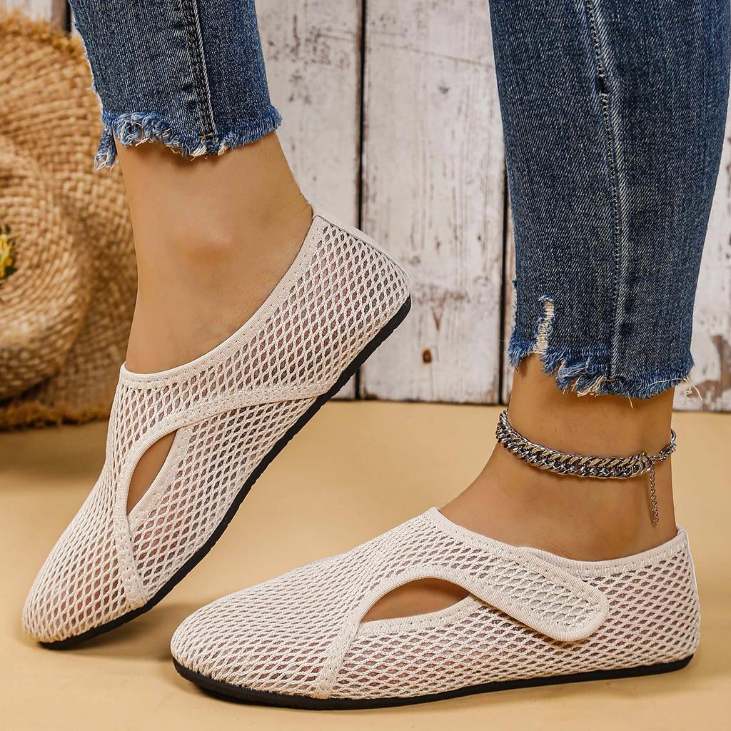 Fashion 2025 New Women Lightweight Sandals Summer Slip On Designer Shoes Hollow Women Mesh Breathable Flat Sandals Sandalias De Mujer