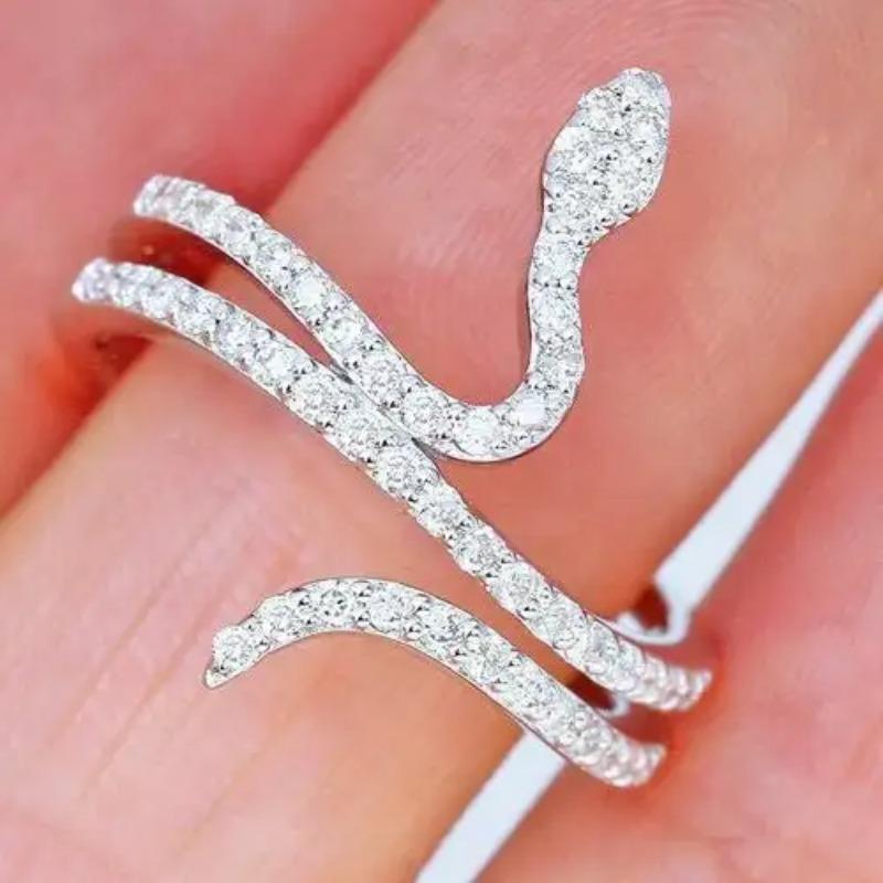 Women Fashion Animal Snake Women Ring Silver Color Bling Bling CZ Stone Exquisite Glitter Zircon Snake Rings Gifts for Women