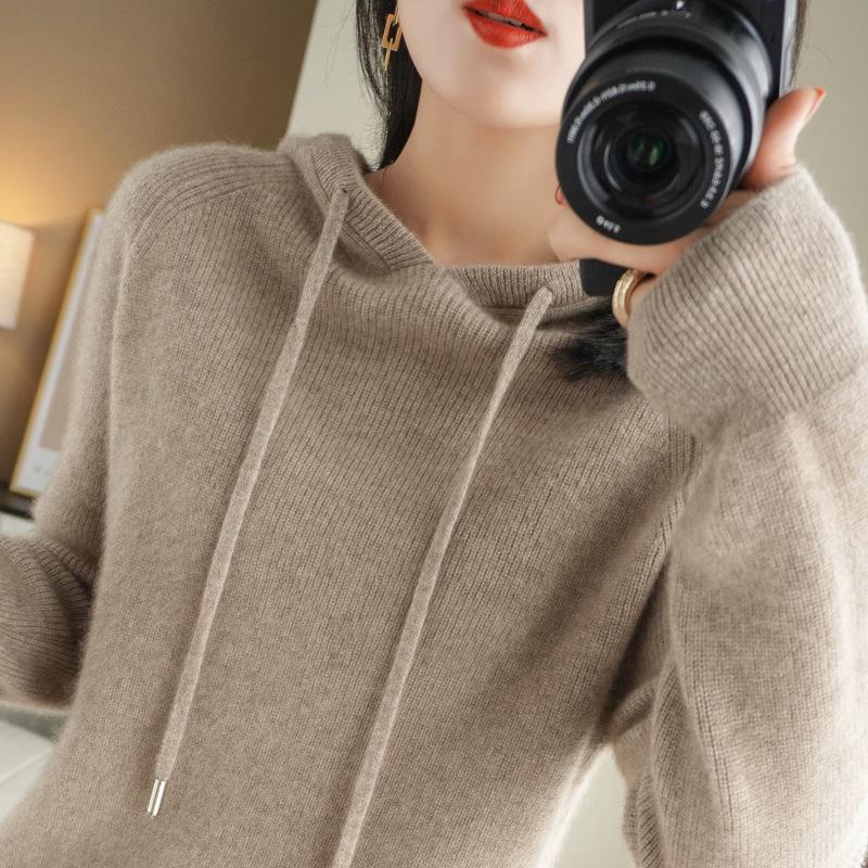 2024 Autumn/Winter Women's Wool Hooded Knit Sweater - Loose, Thick, and Easy to Match