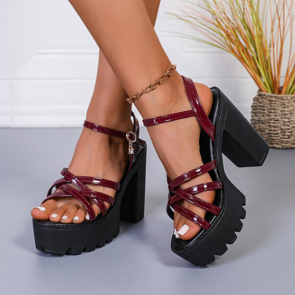 High Heels Women's Sandals 2025 Summer New Waterproof Platform Platform Platform Fashion Women's Shoes Thick Heel Temperament Large Size Sandals