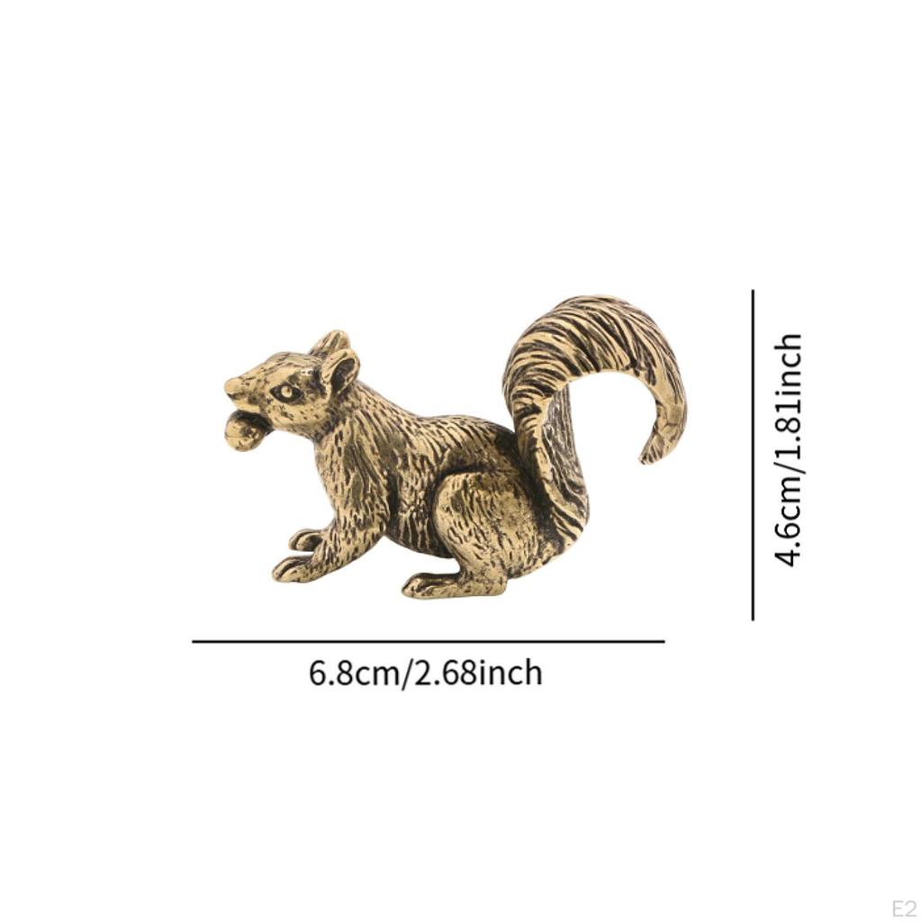 Латунная фигурка белки Медная скульптура