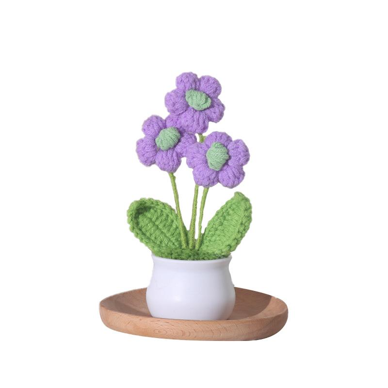 Вязаное вручную шерстяное маленькое растение в горшке с тремя цветами, украшение для рабочего стола, подарок