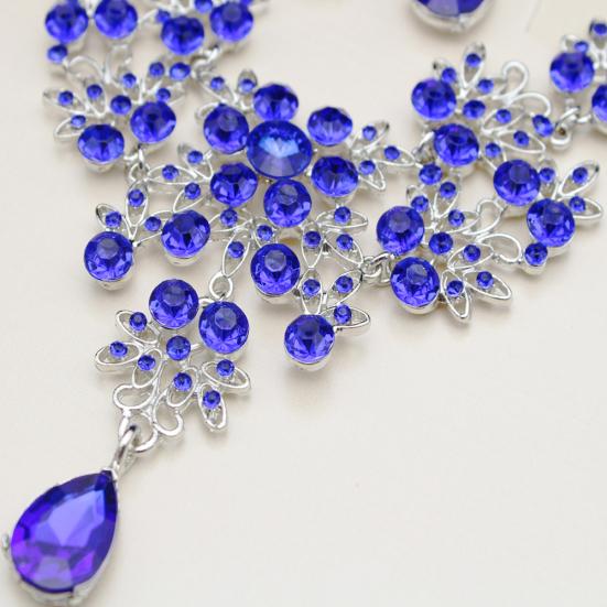 Элегантный сине-серебристый акриловый комплект ожерелья и серег-подвесок с цветочным узором для свадеб и торжественных мероприятий