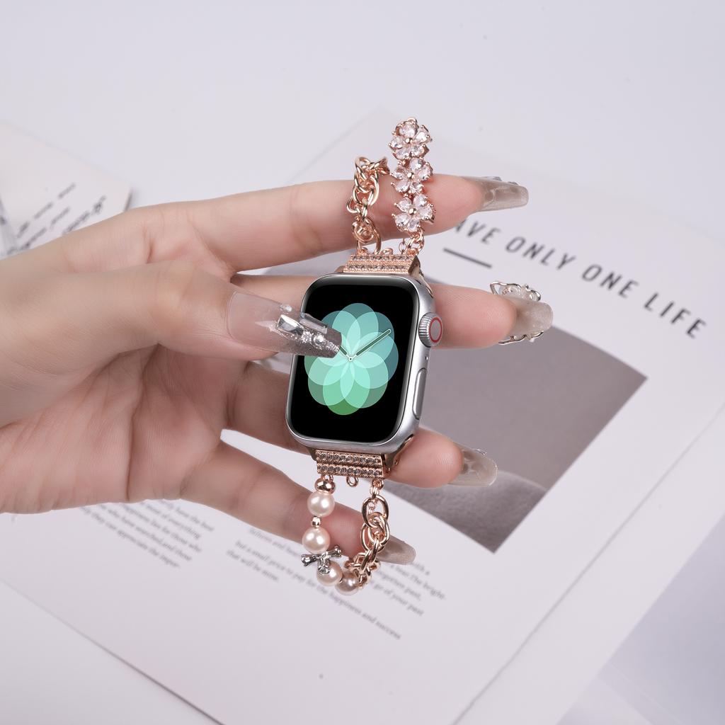For Apple Watch Series 10 42mm/9 8 7 41mm/SE (2023) SE (2022) SE 6 5 4 40mm/3 2 1 38mm Pearl Flower Stainless Steel Bracelet Watch Strap