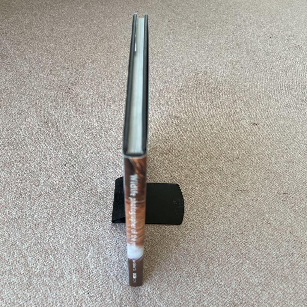 [ИСПОЛЬЗОВАННЫЕ] Иностранные книги: Фотограф года дикой природы