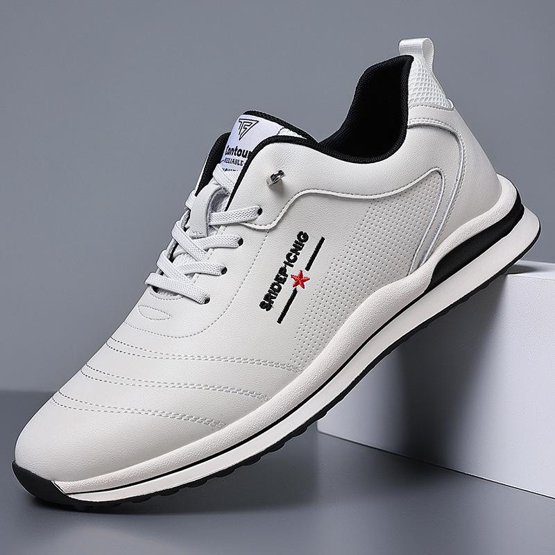 2025 весна и осень новые мужские спортивные и повседневные кожаные туфли мужские маленькие белые мягкие кожаные универсальные трендовые туфли для доски одинарные туфли 905