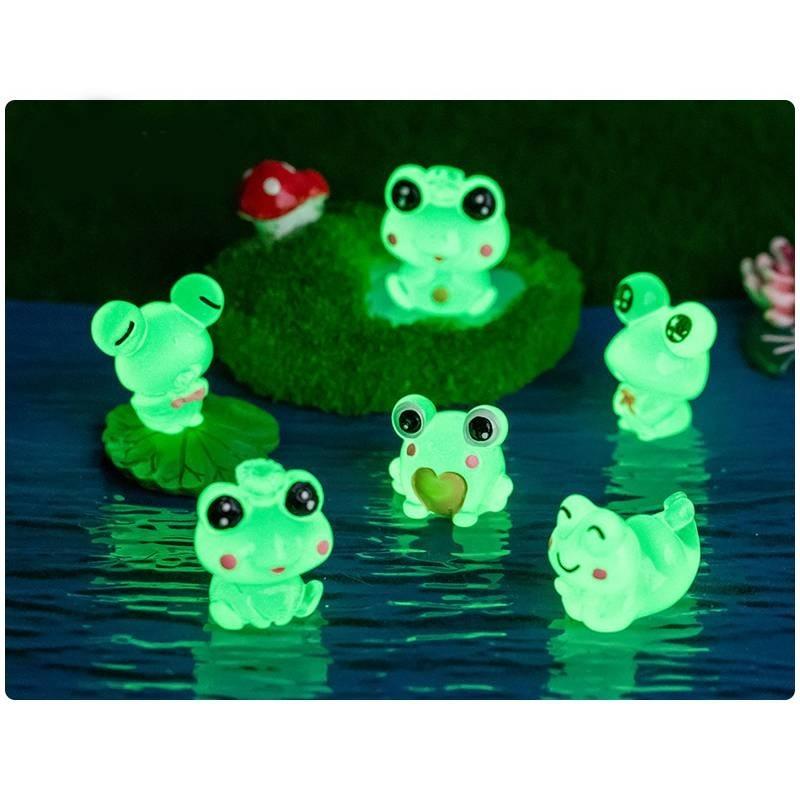 Creative Glow In The Dark Frog Ornaments Resin Craft Animals For Desk Car