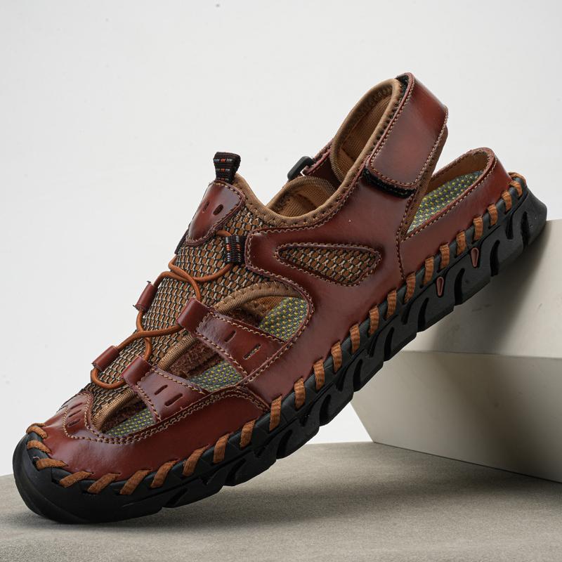 Leather Men Water Beach Sandals Summer Outdoor Casual Closed Toe Sports Sandals Non-slip Soft Hiking Wading Sneakers