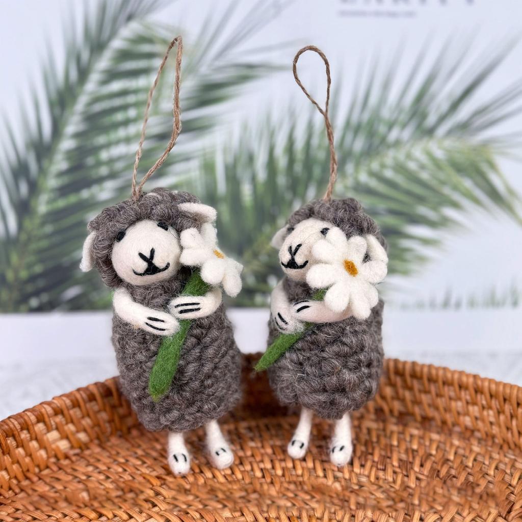 Милый овечка с цветами в сумке подвеска ручной работы из шерсти автомобильный брелок для ключей пара подарок на день рождения