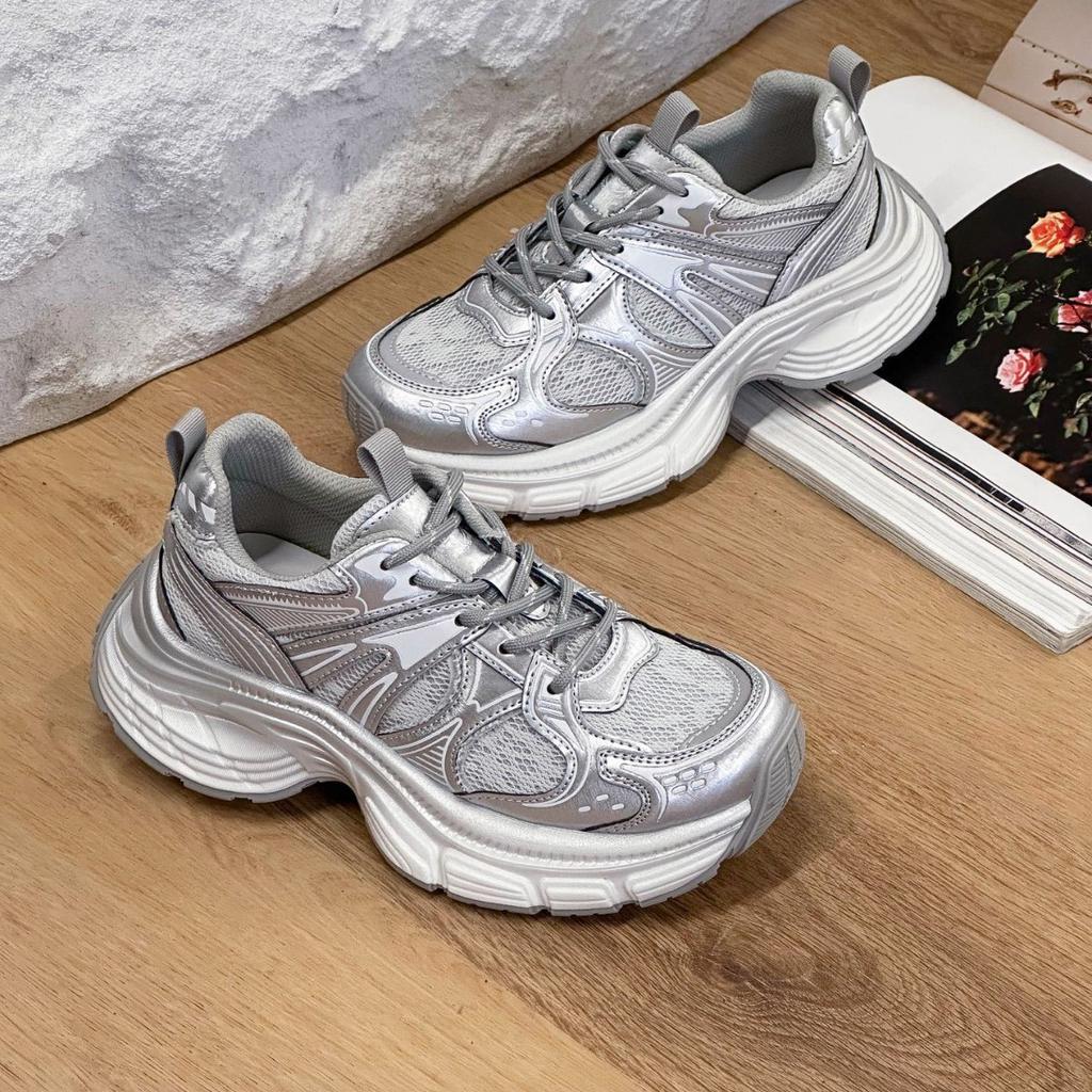 2025 ранняя весна новая повседневная платформа женская обувь дышащая двойная сетка круглый носок женская универсальная женская одинарная обувь папины кроссовки женский тренд