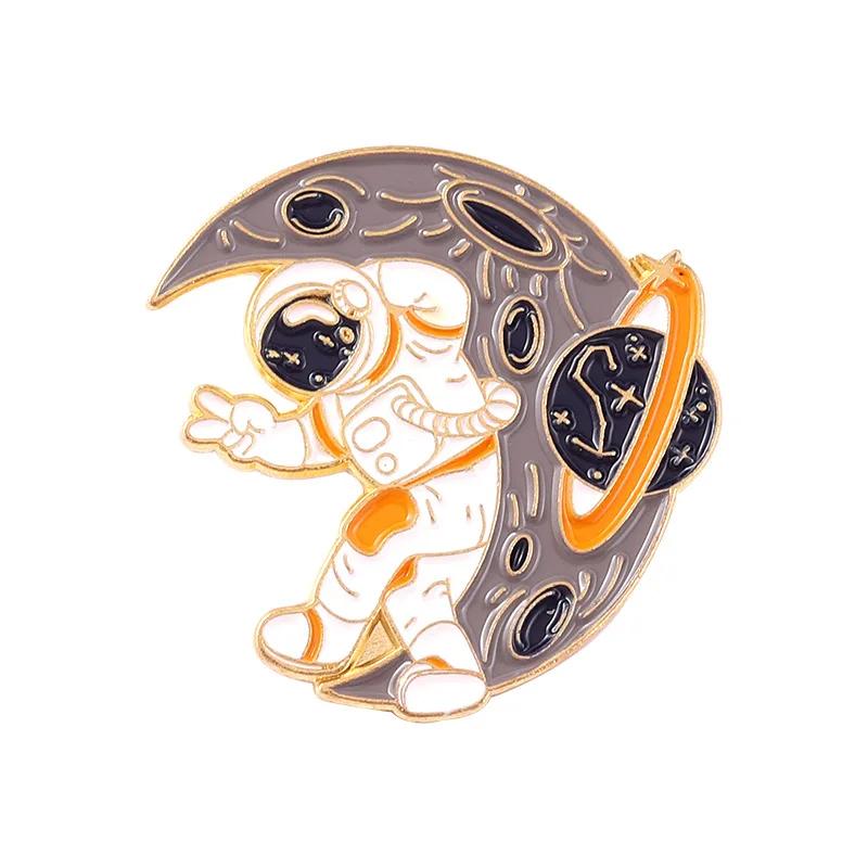 Эмалированные значки космонавта Планета Ракета Кит Звезда Луна Галактика Кофе Металлические броши Значки Значки Наколка Подарок для любителя космоса