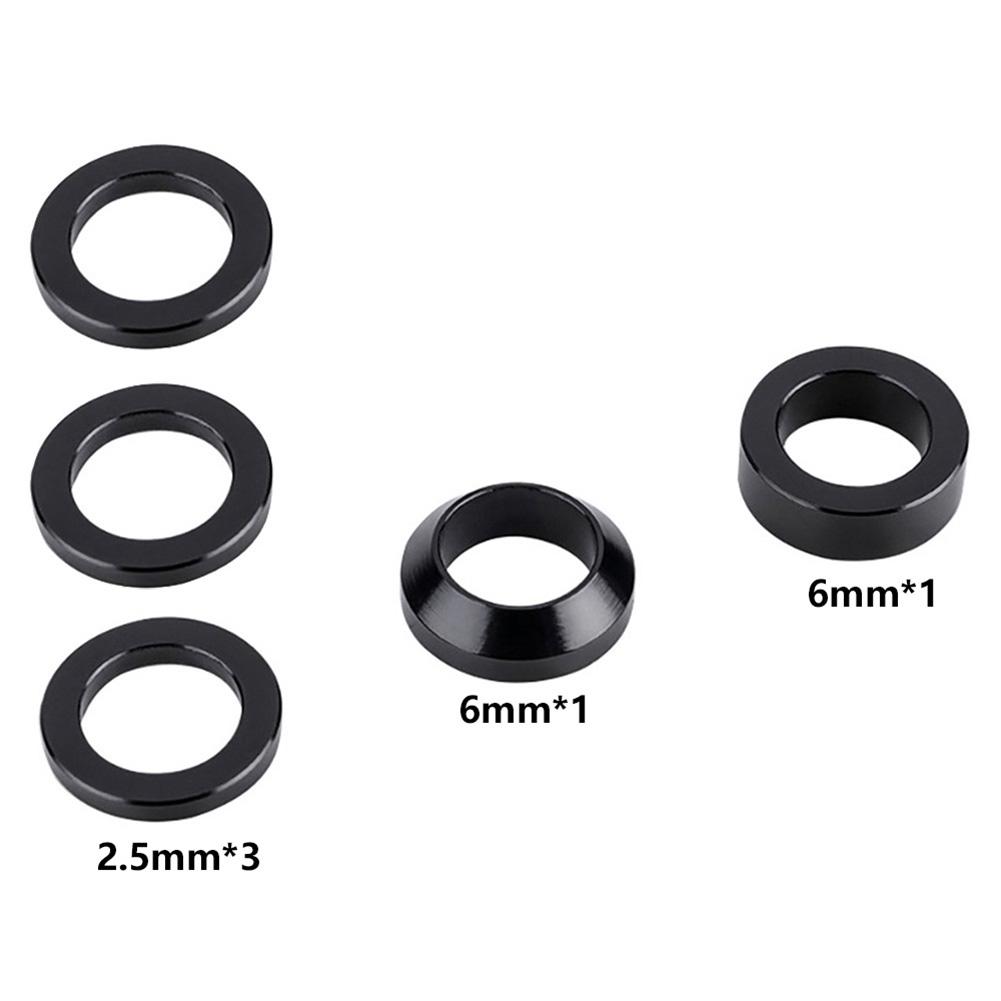 Велосипедный тренажер регулируемой ширины со сквозной осью для удобства совместимости с велосипедом