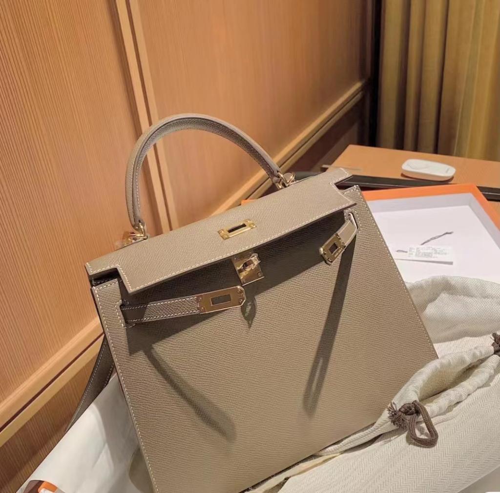 Классическая и атмосферная сумка / Новый стиль, модная и универсальная сумка через плечо на одно плечо, высококачественная ручная кожаная женская сумка