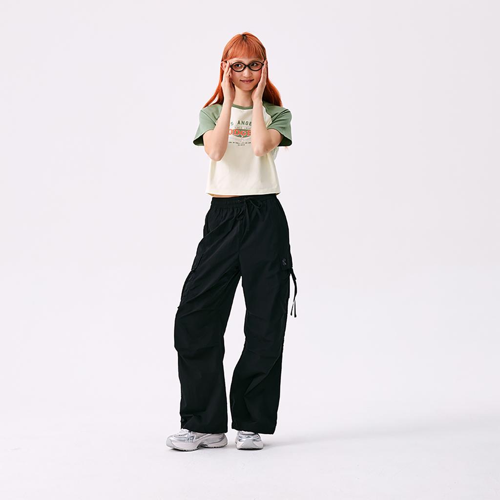 Новые женские брюки карго MLB New York Yankees Basic Collection SS25, черные 3FWPB0653-50BKS