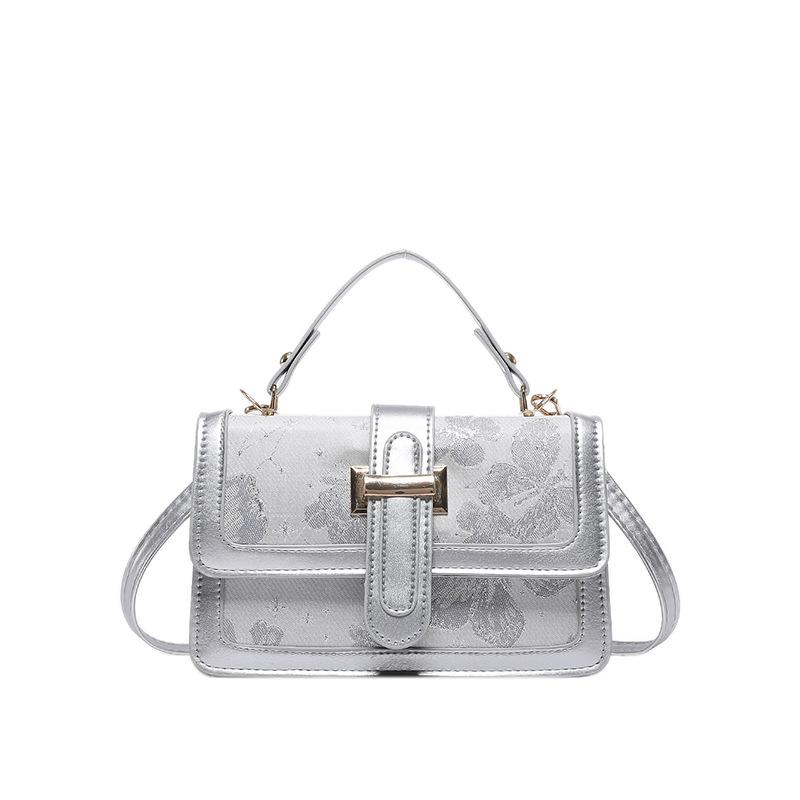 Нишевый дизайн, модная маленькая квадратная сумка через плечо, осень 2024 года, новая красивая корейская версия, простая сумка-мессенджер для переноски вручную