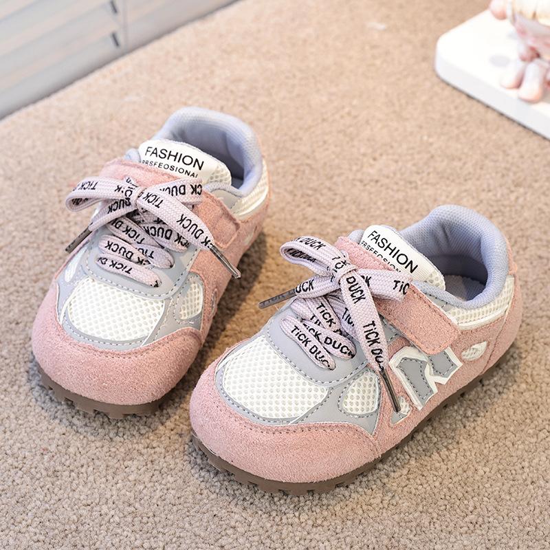 Детские кроссовки корейская версия весна и осень дышащие универсальные повседневные туфли для девочек моральные тренировочные туфли для мальчиков детские кроссовки на мягкой подошве для бега