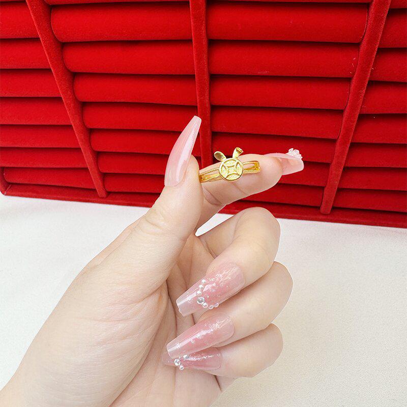 Изысканное открытое кольцо цвета песка и золота для женщин: Высококачественный нишевый дизайн, легкий роскошный стиль, стойкий цвет, имитация золота.