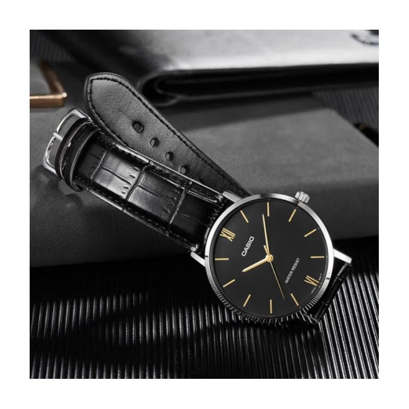 Casio Серия STANDARD Кварцевый механизм Кожаный ремешок Японские и корейские часы Мужские часы Серебристый циферблат MTP-VT01L-1B