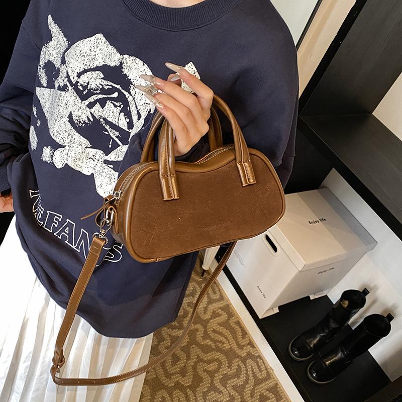 Simple Matte Bag Women'S Bag Autumn Portable Pillow Bag Premium Foreign Retro Messenger Bag