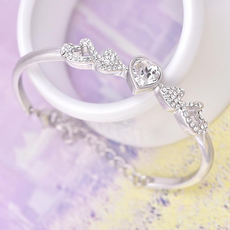 Женский элегантный браслет с кристаллами в виде сердец любви