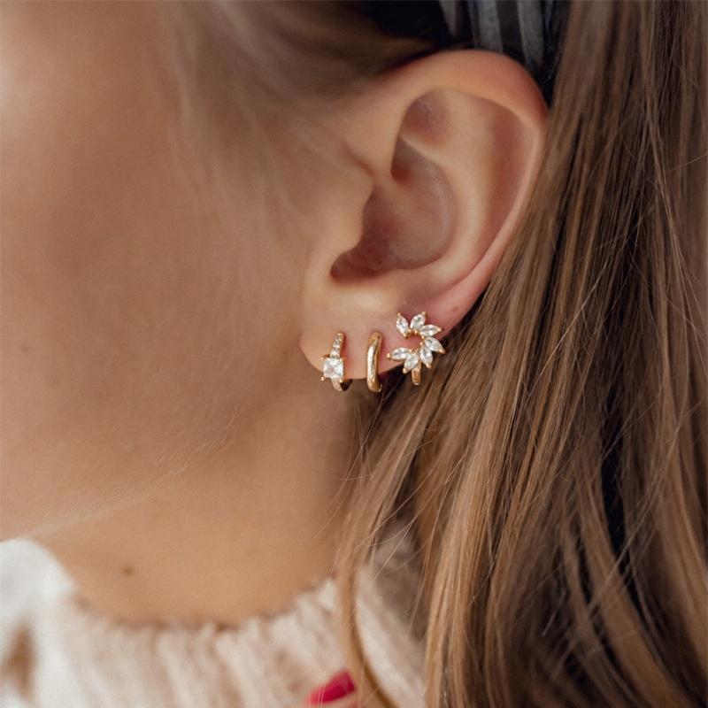 Fashionable Classic Copper Earrings K15 Gold