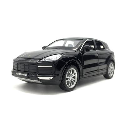 Масштаб 1/32 Сплавная машина Porsche Cayenne Turbo Литая модель Звук Свет Миниатюрная модель автомобиля Декоративные модные украшения для подарка другу