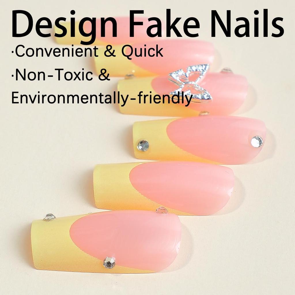 Французские прямоугольные типсы для ногтей со стразами-бабочками