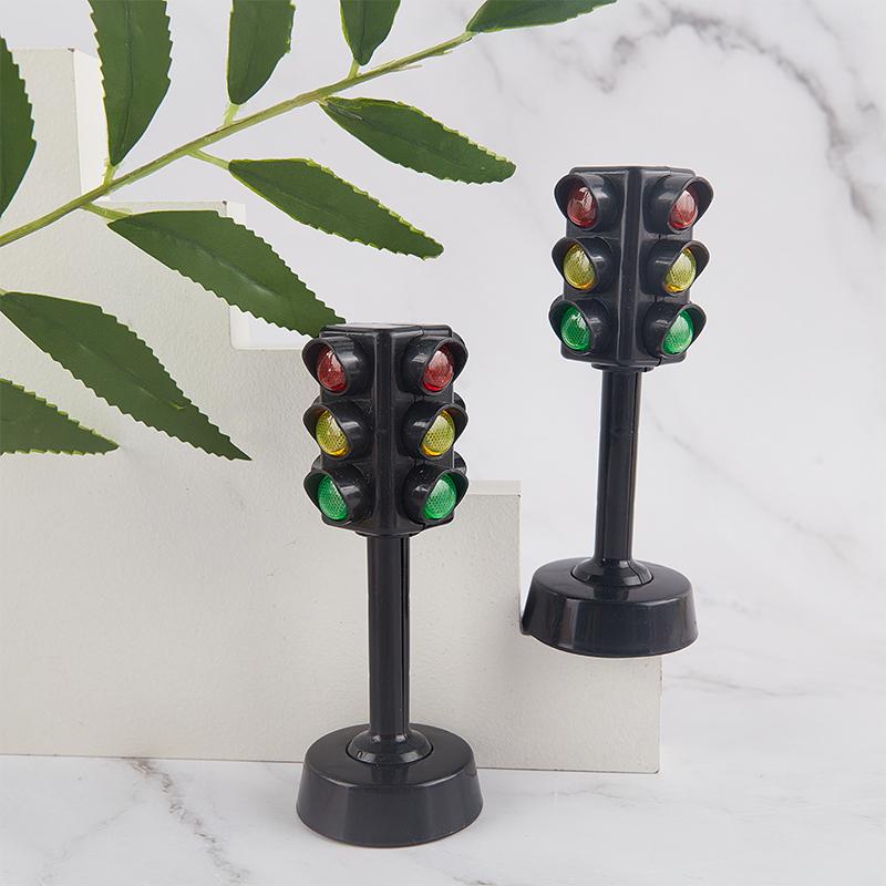 2Pc Traffic Lights Toys Parking Lot Scene Models Toy Early Educational Learning