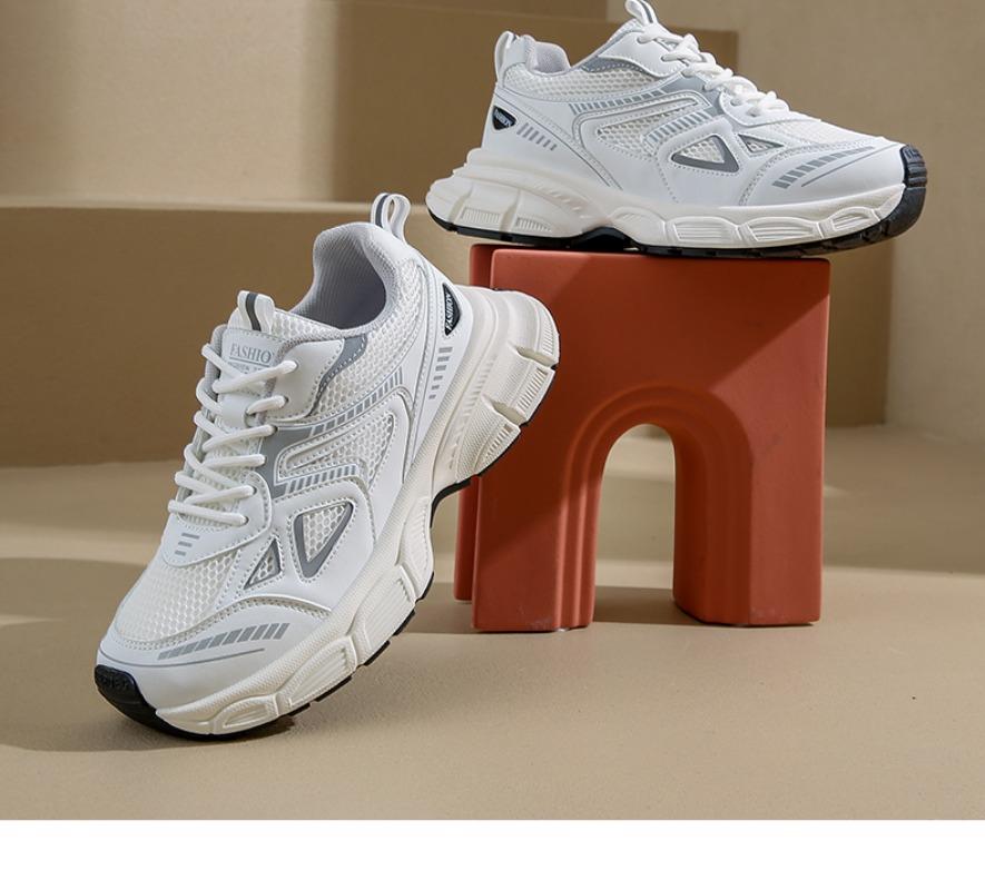 Мода Новые женские вулканизированные туфли Круглый носок Плоские туфли для женщин На шнуровке Платформа Женские кроссовки Уличная повседневная Воздушная сетка Обувь для пар