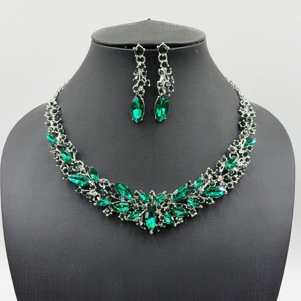 Винтажный европейский и американский вечерний набор: ожерелье и серьги - цветочный дизайн