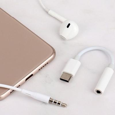 Адаптер Type-C на 3,5 мм Aux Кабель Type-C 3,5 мм для наушников телефона
