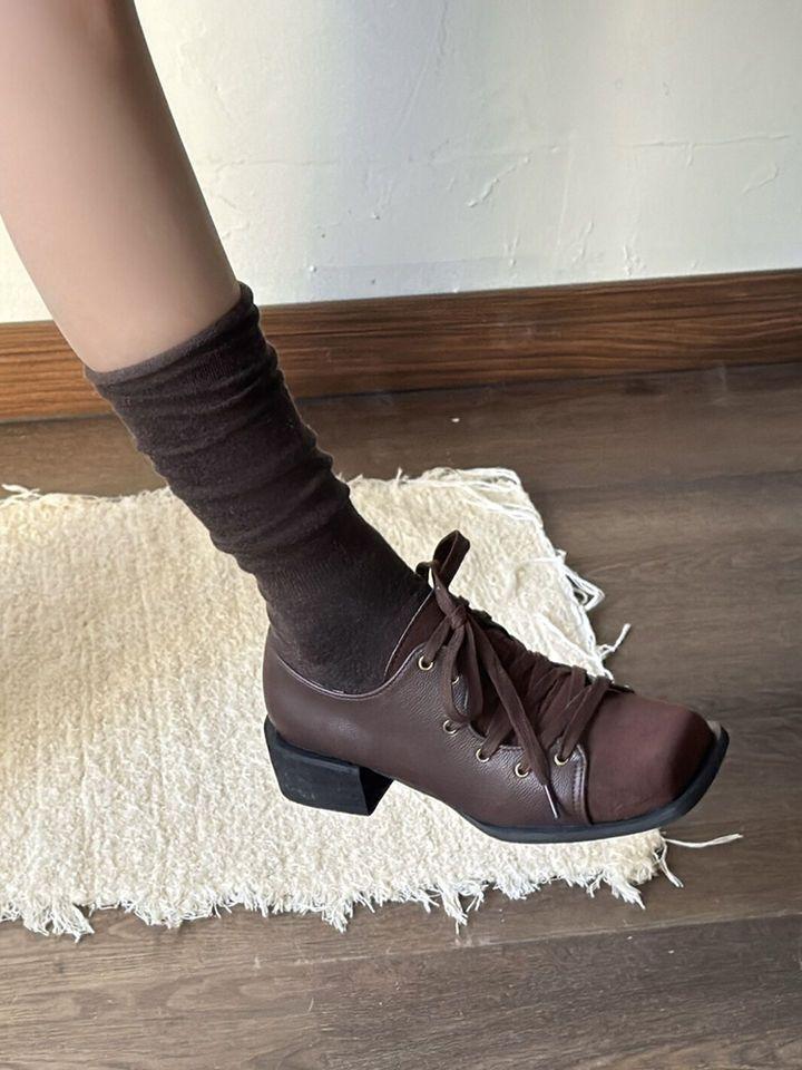 Модная ретро британская шнуровка квадратный носок одинарная обувь женская весна 2025 новый нишевый дизайн толстый каблук туфли Мэри Джейн