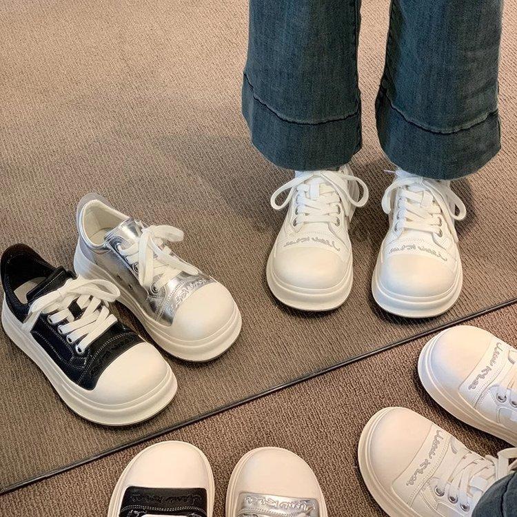 Уродливо милые туфли на высокой платформе черно-белые с большой головой женские 2024 осень новые универсальные повседневные спортивные кеды платформа хлебные туфли тренд