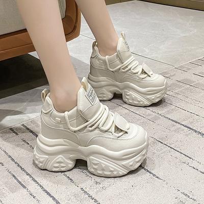 Подошва толщиной 10 см с увеличенной высотой, универсальные белые туфли для женщин, легкие и привлекательные, небольшие повседневные спортивные туфли