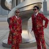 Северо-восточный большой красный цветочный модный костюм: Модный набор из четырех предметов для шафера