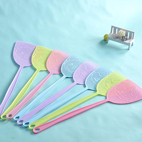 Домашний гибкий?Инструмент для защиты от комаров и насекомых с длинной ручкой