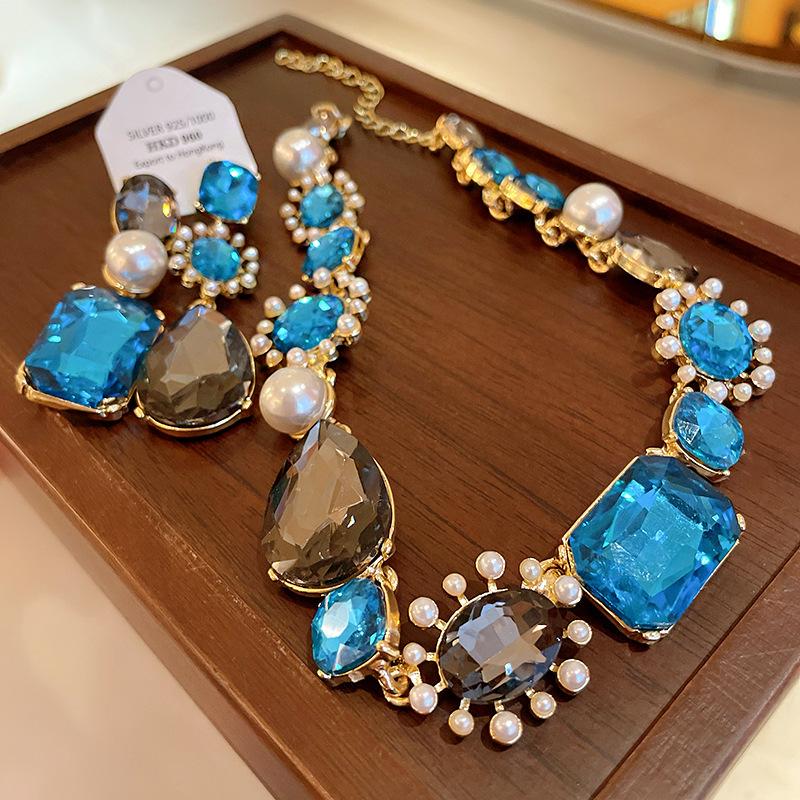 Набор из 3 предметов Французская легкая роскошь Циркон для женщин Капля воды Стразы Жемчужное ожерелье Модные аксессуары высокого класса Свадебные наборы