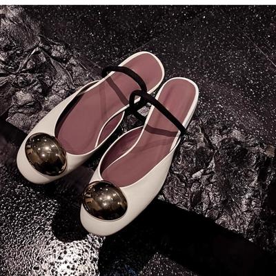 Мода 2025 Дизайн Кожа Элегантный Темперамент Металлическая Пряжка Туфли-Шлепанцы с Открытым Носком Модная Обувь на Плоской Подошве Крутые Шлепанцы Zapatos De Mujer