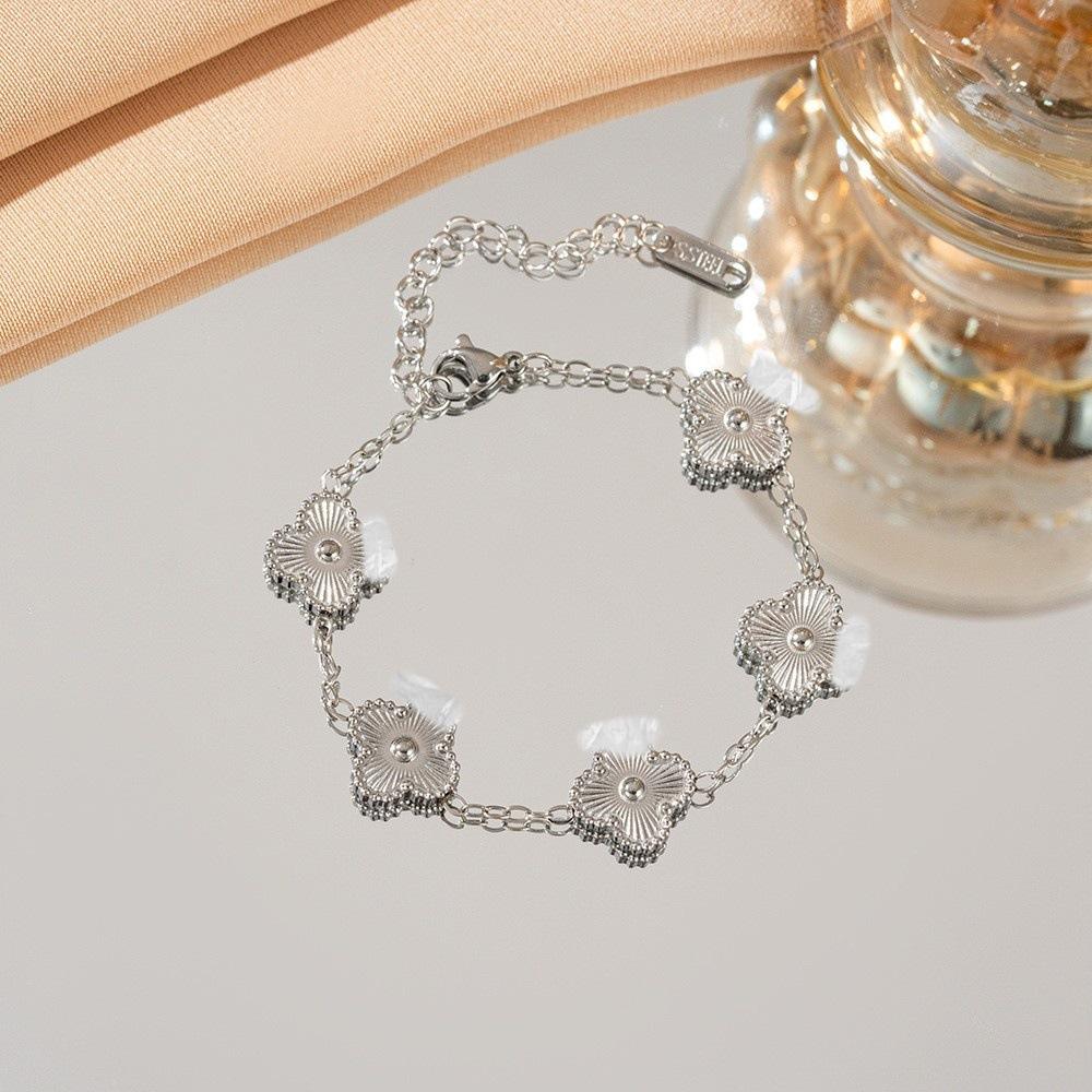 Браслет 'Четырехлистный клевер' Легкий Люкс и Высококачественный Женский Ювелирный Аксессуар и Браслет