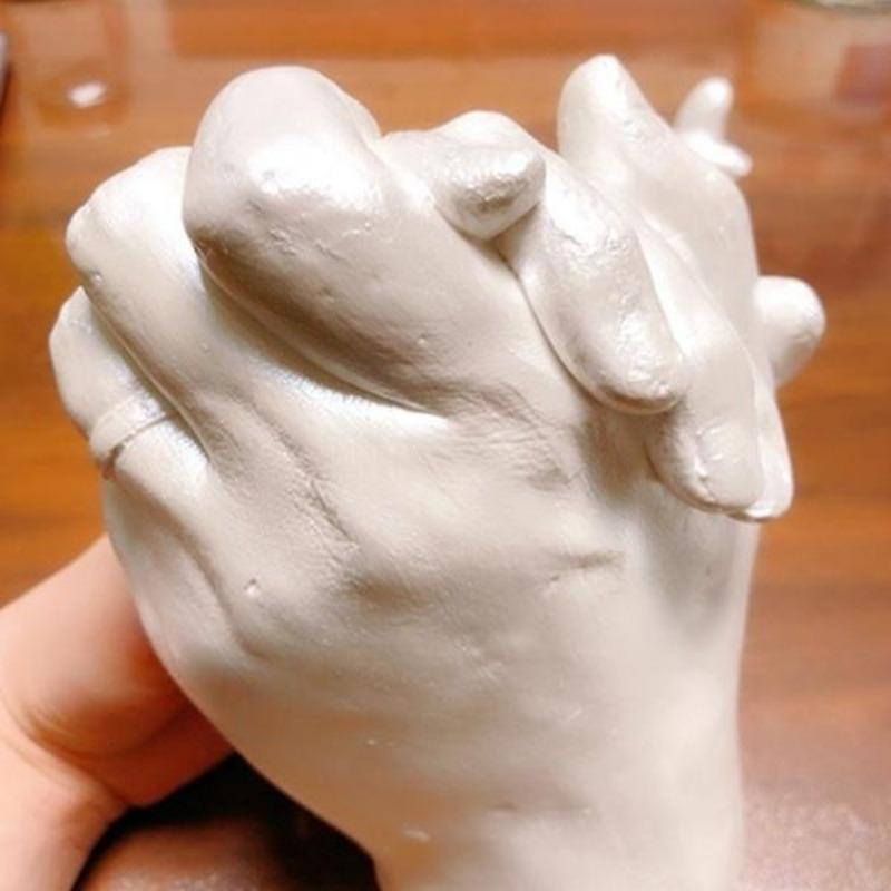Couple Hand Mold Set, Plaster Hand Mold Casting Set for Holiday Events, Weddings, Couple Gifts