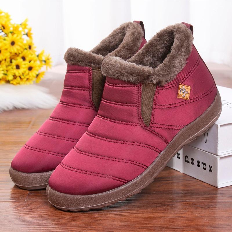 Источник Водонепроницаемые зимние сапоги женские зимние теплые бархатные короткие сапоги хлопковая обувь новые утолщенные на плоской подошве нескользящие женские туфли